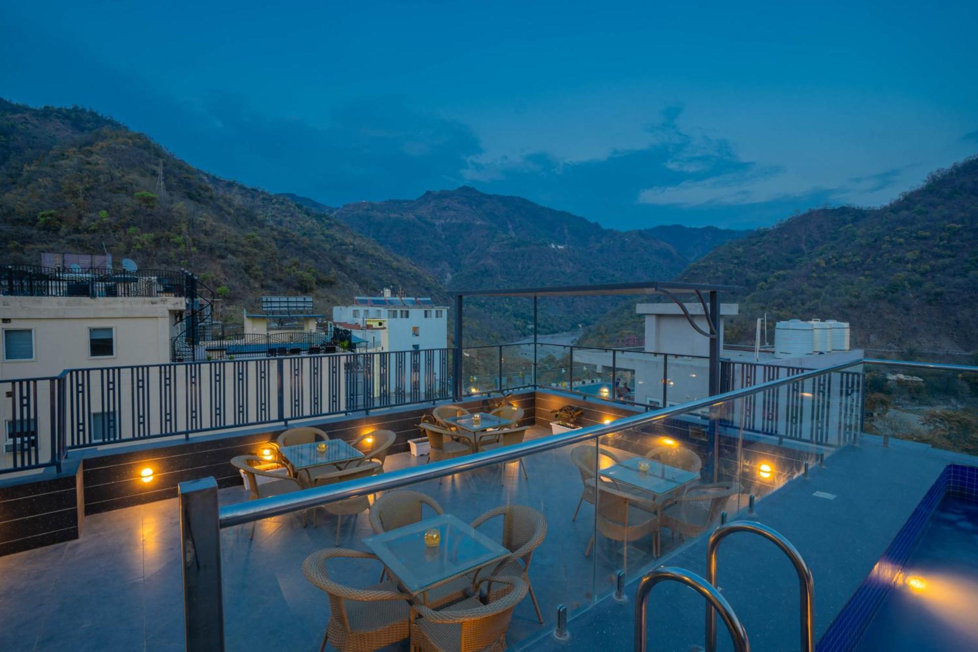 Perfectstayz Laxmi Heritage Rishīkesh Buitenkant foto