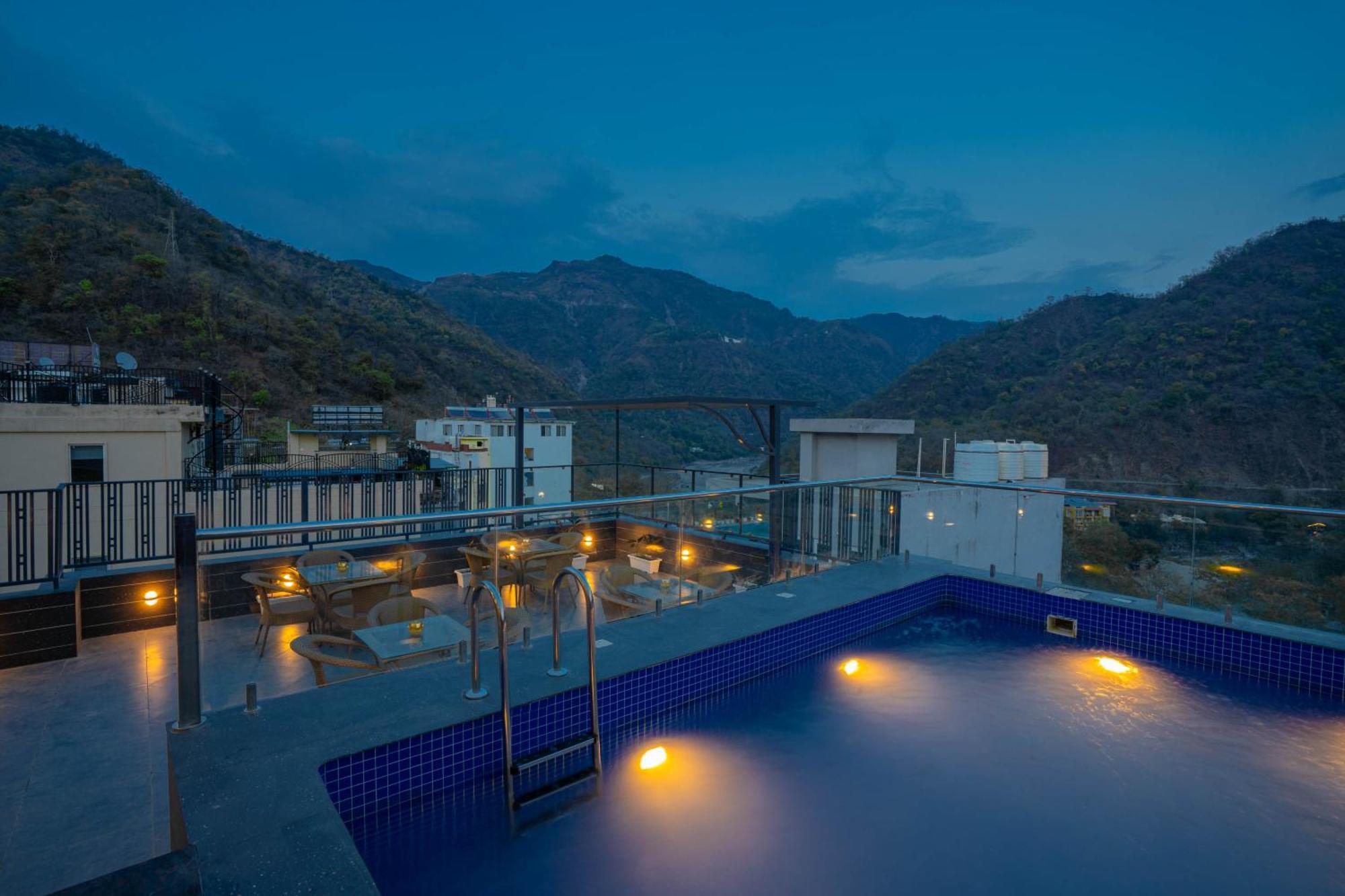 Perfectstayz Laxmi Heritage Rishīkesh Buitenkant foto